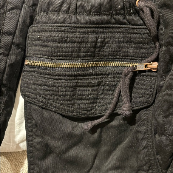 Quilted Wilfred Aritzia Marquis Jacket - Size 6 - Black - Picture 6 of 6